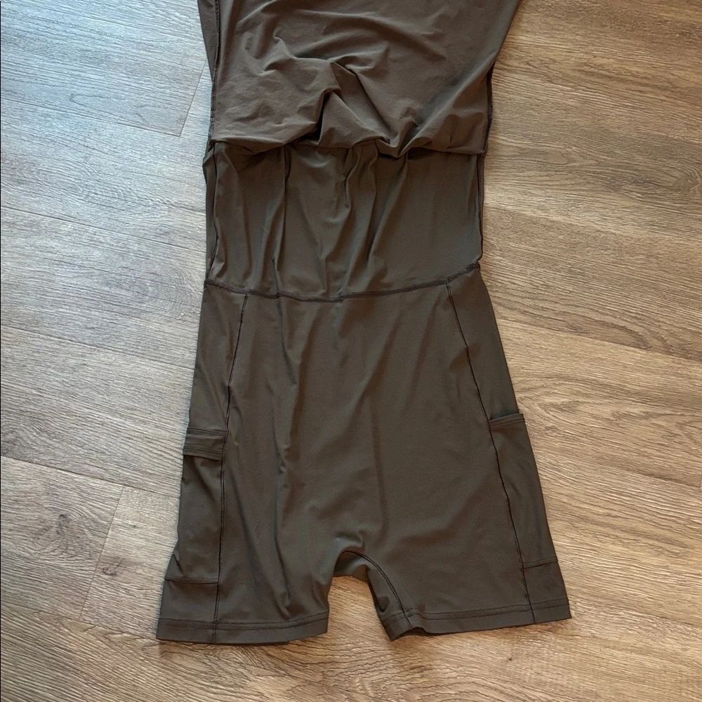 Outdoor Voices Exercise dress. Size M. - Picture 4 of 9